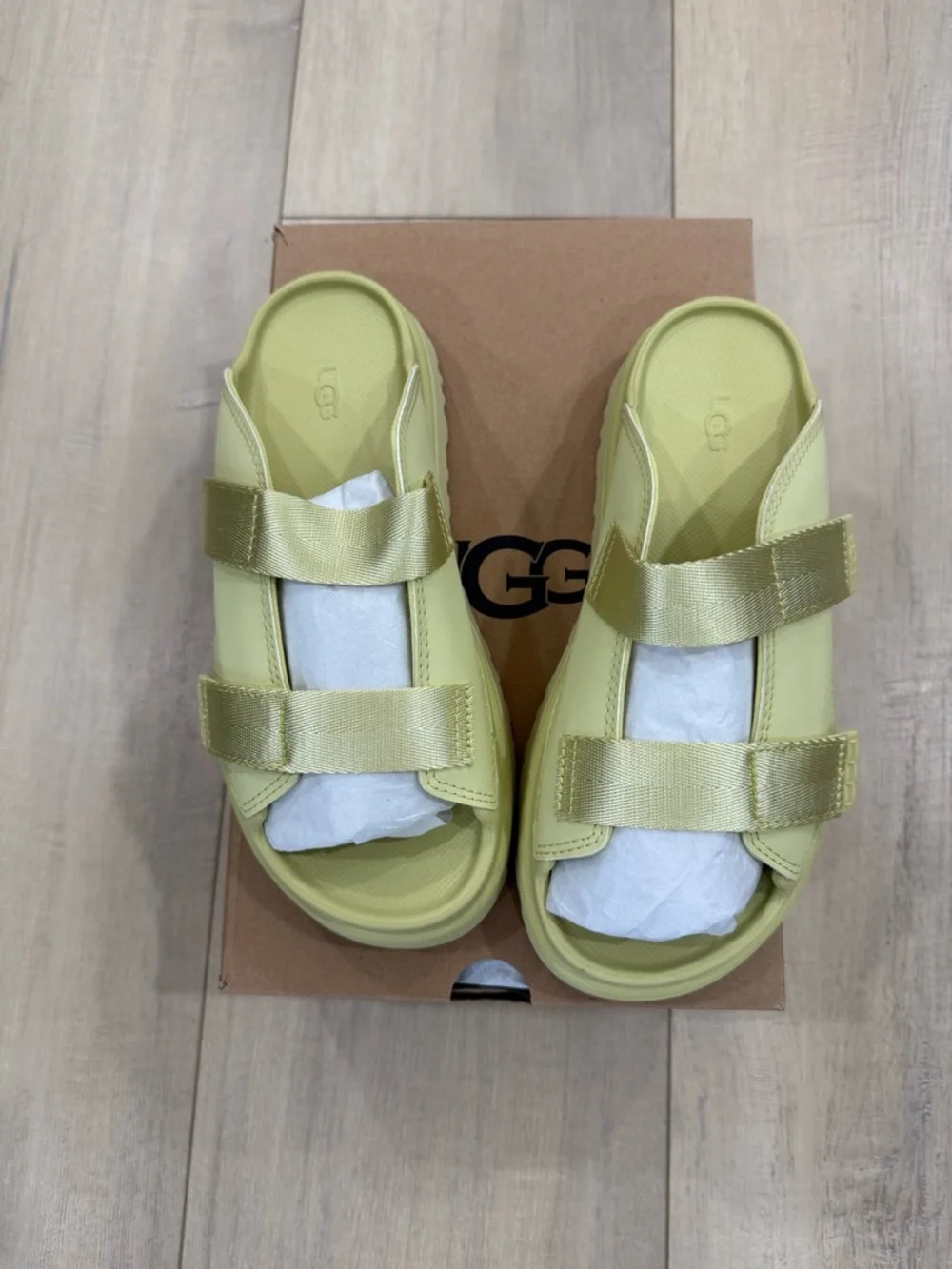 UGG Women's Lime Green Double-Strap Goldenglow Slide Sandals